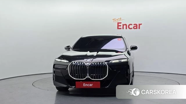 BMW 7 Series (G70) id 4400606 из Кореи 23