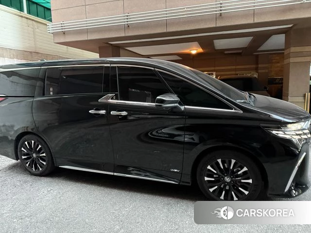 Toyota Alphard 4th Generation 2025 Черный из Кореи, фото 6