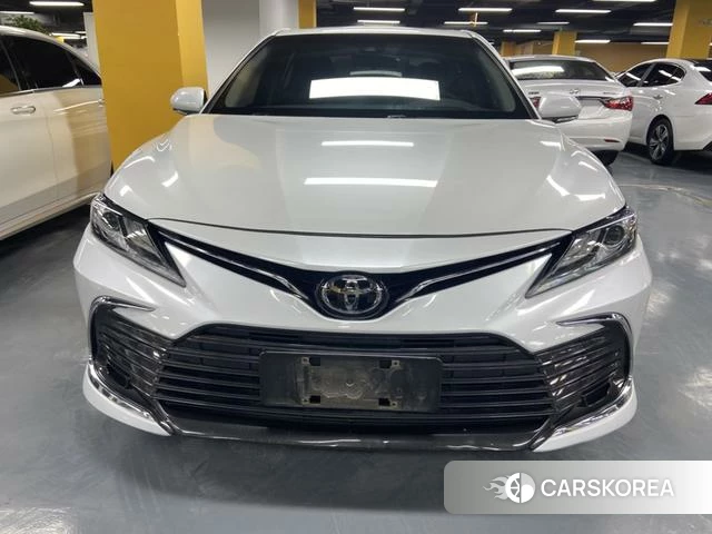 Toyota Camry 2022 Белый из Китая, фото 6