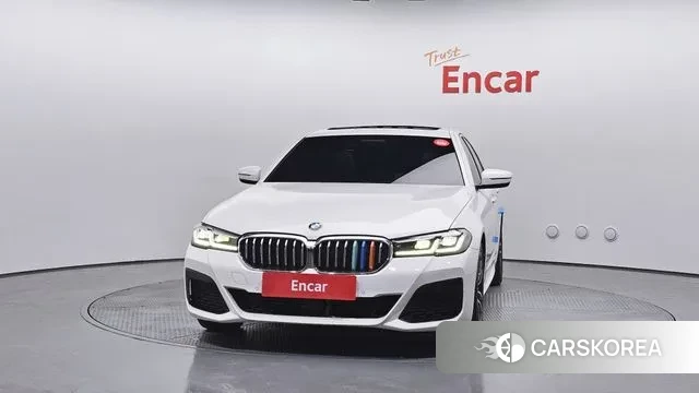 BMW 5 Series (G30) id 3497892 из Кореи 13