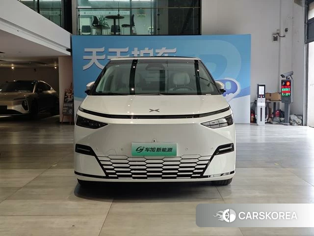 Xiaopeng Motors Xiaopeng X9 2026 Белый из Китая, фото 3