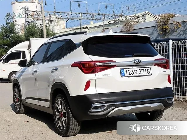 Kia Seltos id 3433506 из Кореи 13