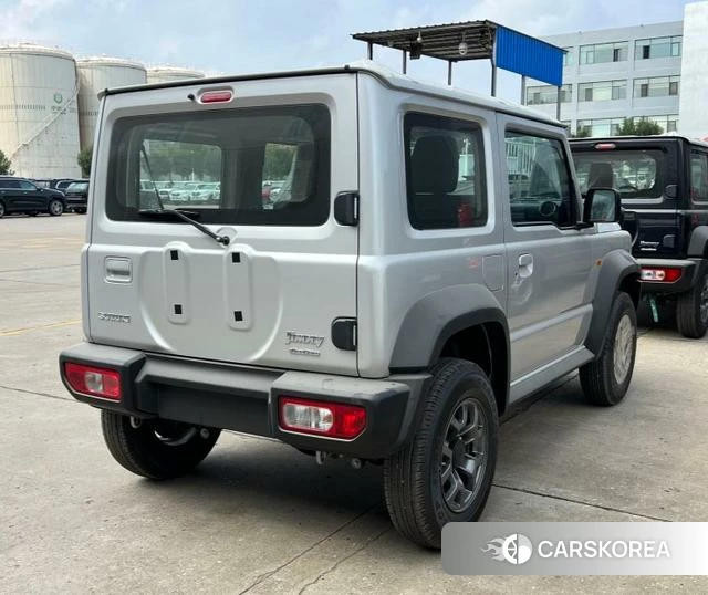 Suzuki Jimny (imported) 2025 Серебристо-серый из Китая, фото 3