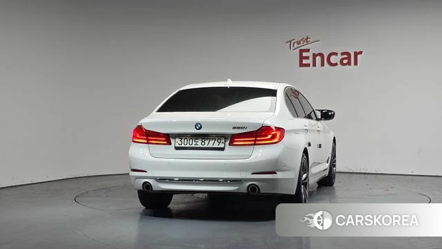 BMW 5 Series (G30) id 4019687 из Кореи 13