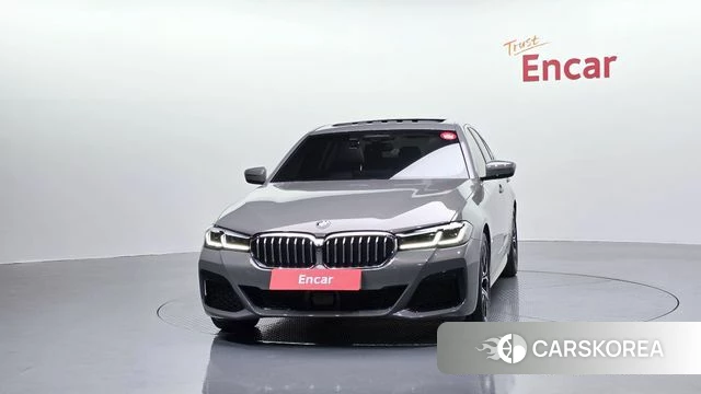 BMW 5 Series (G30) id 3860421 из Кореи 13