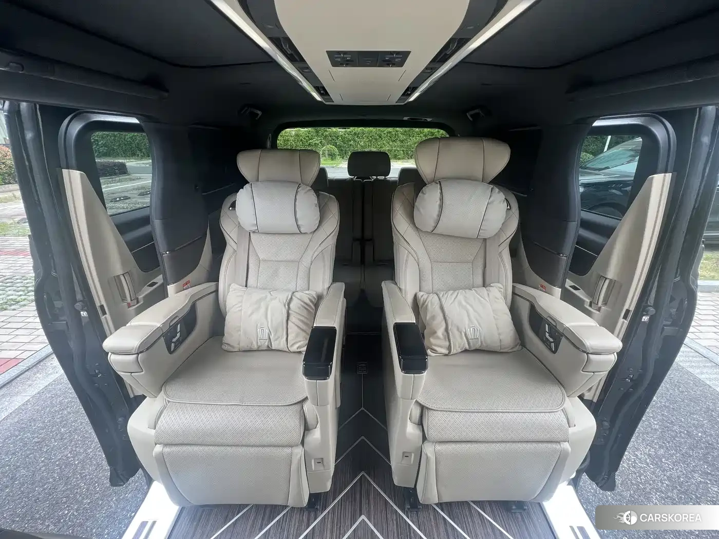 Toyota Wilfa id 4577880 из Китая 8