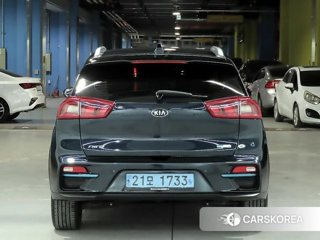 Kia Niro EV id 3808154 из Кореи 13