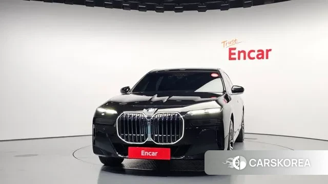 BMW 7 Series (G70) id 3272900 из Кореи 13