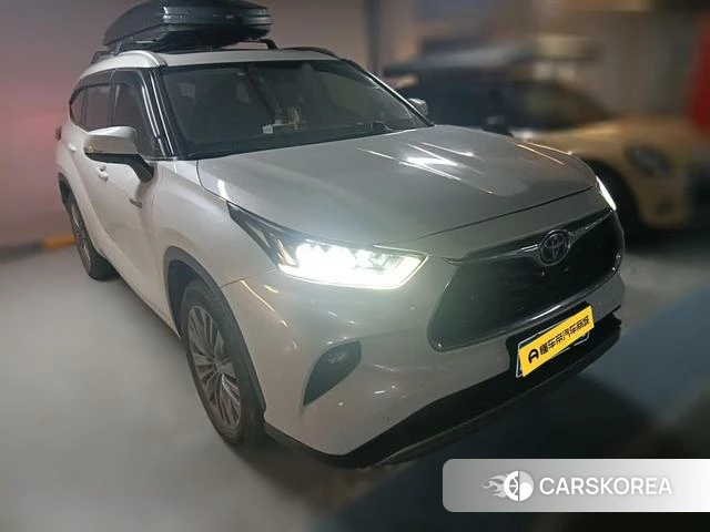Toyota Highlander 2022 Белый из Китая, фото 3