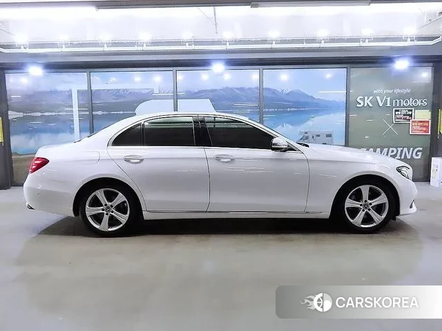 Mercedes-Benz E-Class W213 id 3608339 из Кореи 13