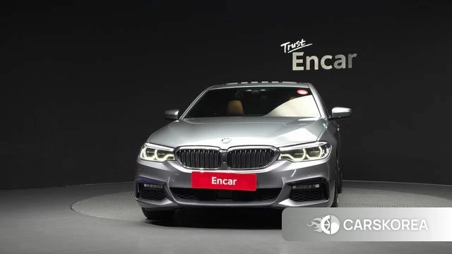 BMW 5 Series (G30) id 4737755 из Кореи 13