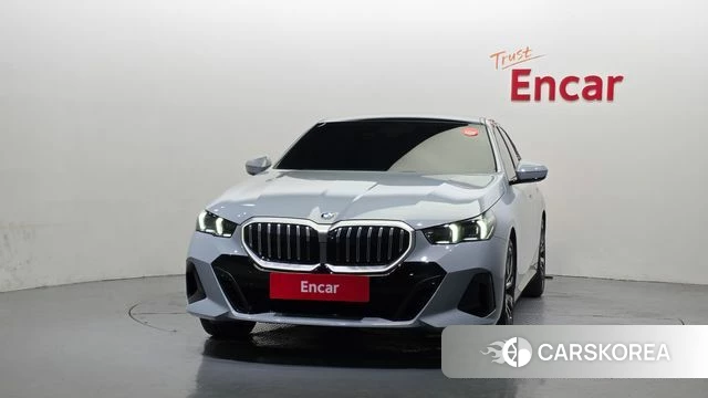 BMW 5 Series (G60) id 4516015 из Кореи 23
