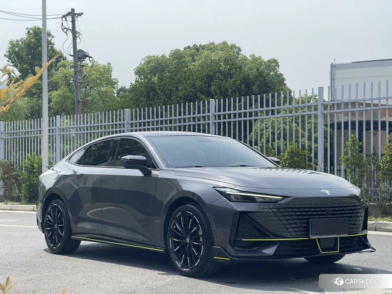 Chang'an UNI-V 2022 Темно-серый из Китая, фото 4