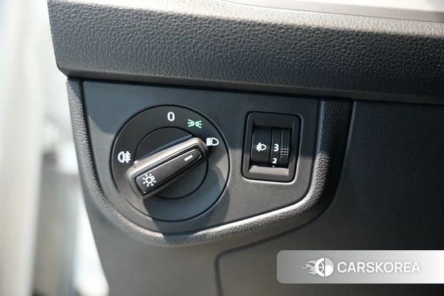 Volkswagen Polo id 4258641 из Китая 17