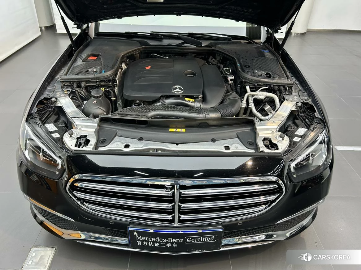 Mercedes-Benz E-class id 4455344 из Китая 13