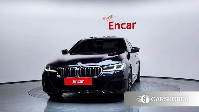 BMW 5 Series (G30) id 4389296 из Кореи 23