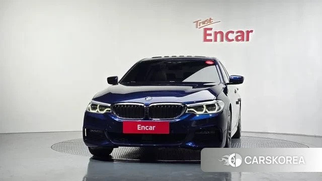 BMW 5 Series (G30) id 3302315 из Кореи 13