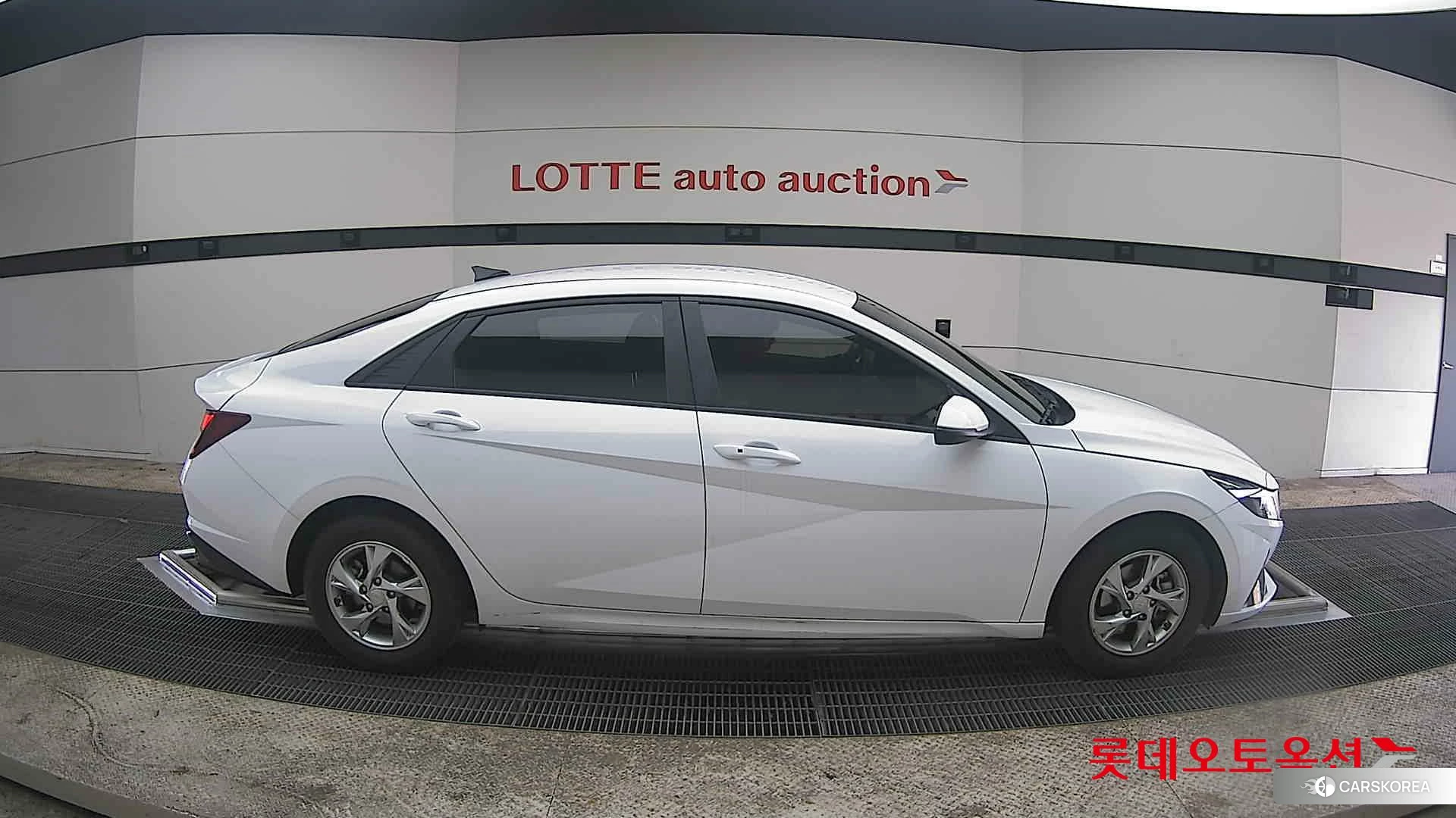 Hyundai Avante id 3869267 из Кореи 23