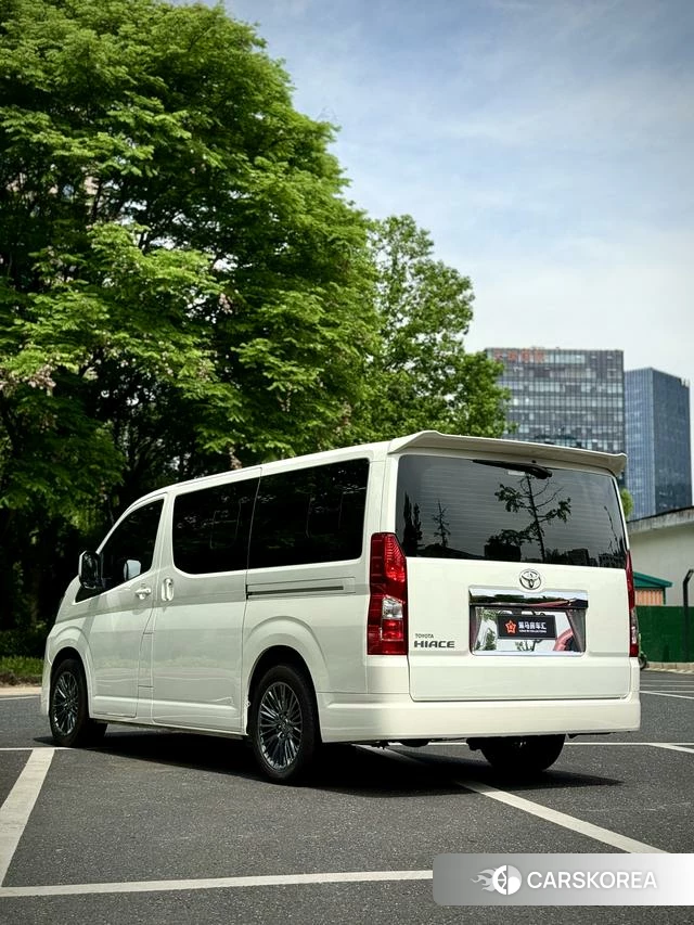 Toyota Hiace id 4368152 из Китая 7