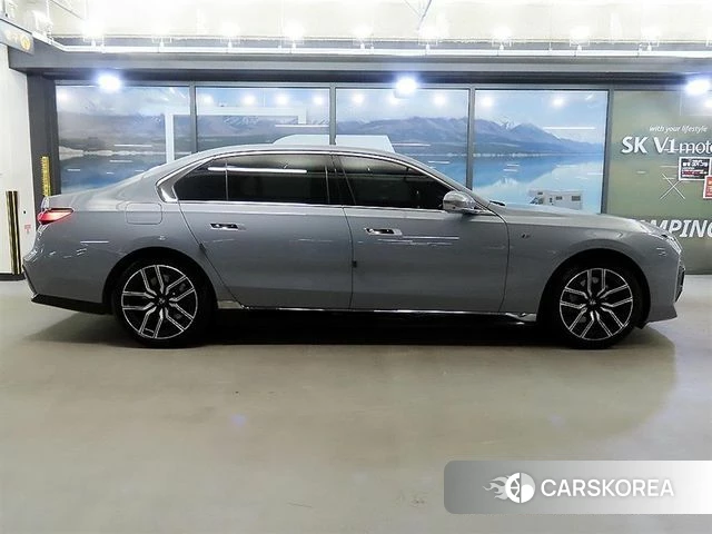 BMW i7 (G70) id 4267023 из Кореи 13