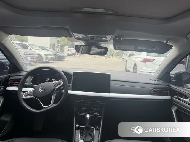 Volkswagen Lavida 2024 Белый из Китая, фото 3