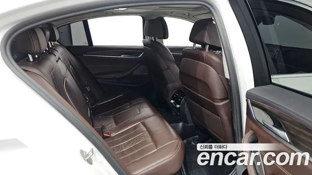 BMW 5 Series (G30) id 2783978 из Кореи 13