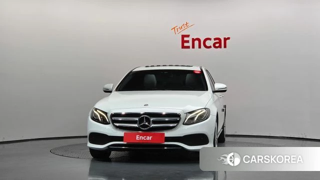 Mercedes-Benz E-Class W213 id 4781249 из Кореи 23