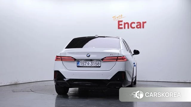 BMW 5 Series (G60) id 4756936 из Кореи 22