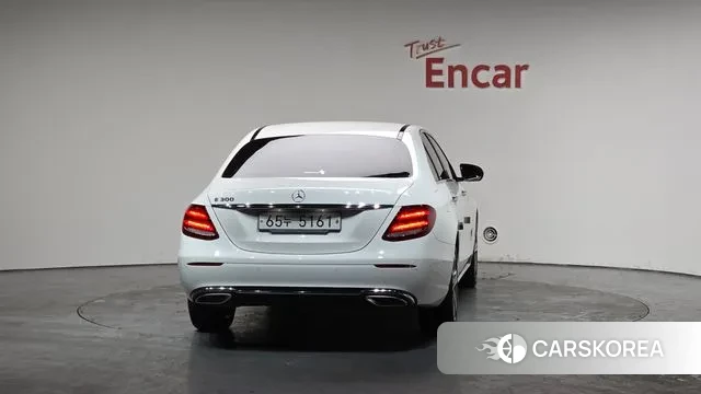 Mercedes-Benz E-Class W213 id 3641383 из Кореи 13