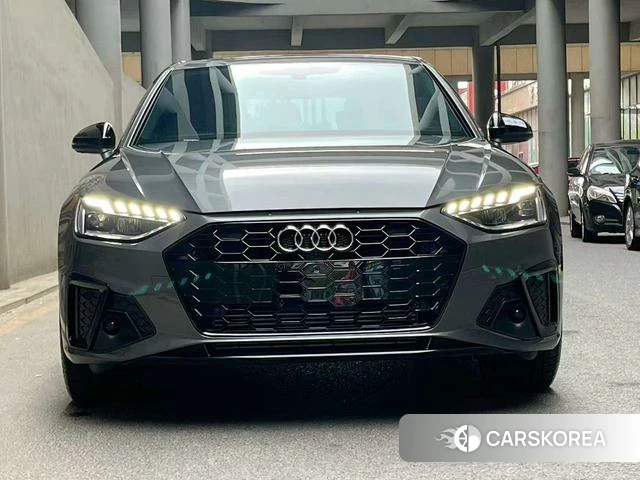 Audi A4L id 4333376 из Китая 7