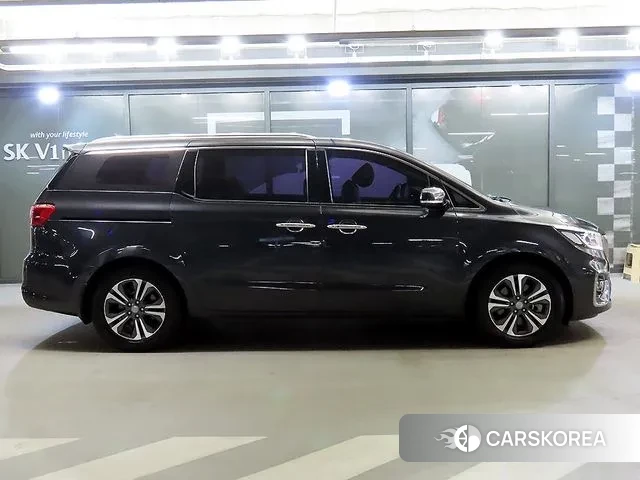 Kia The New Carnival id 3520601 из Кореи 13