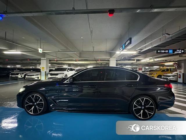 BMW 5 Series (G30) id 4721891 из Кореи 7