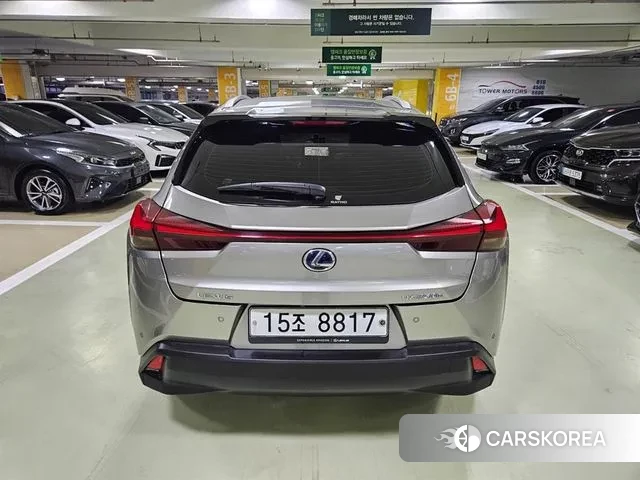 Lexus UX250h id 3479896 из Кореи 11