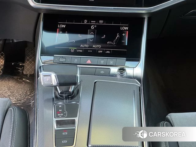 Audi A6L id 4297900 из Китая 12