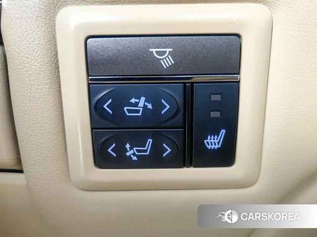 Toyota Elfa id 4257539 из Китая 10