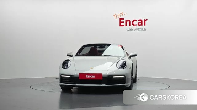 Porsche 911(992) id 4244846 из Кореи 13