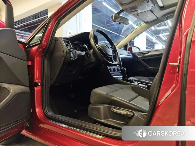 Volkswagen Golf id 4213685 из Китая 23