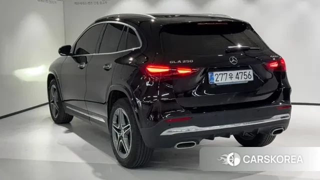 Mercedes-Benz GLA - Class H247 id 3633773 из Кореи 13