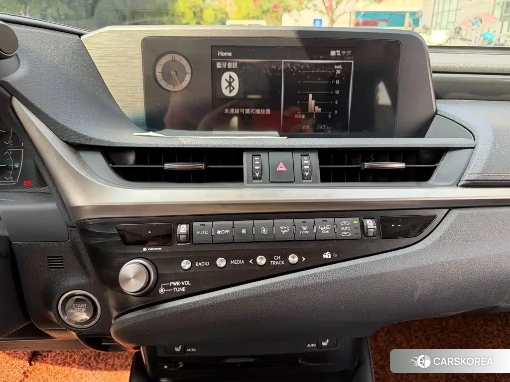 Lexus ES id 4644735 из Китая 7