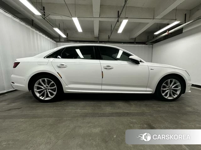 Audi A4L id 4228487 из Китая 13