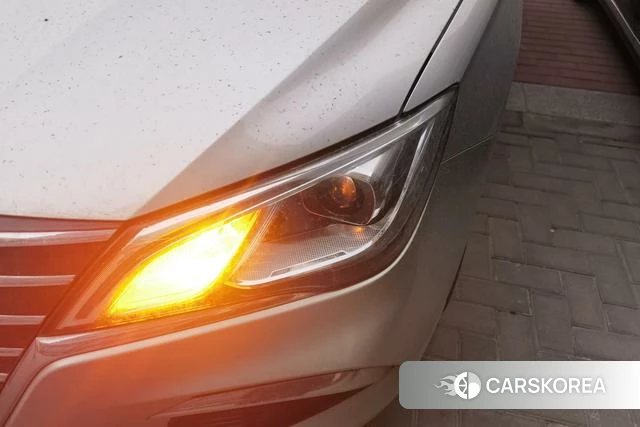 Roewe Ei5 id 4208172 из Китая 10