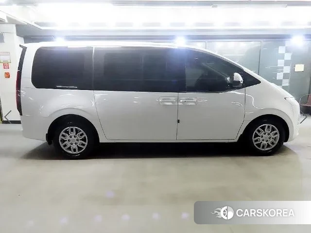 Hyundai Staria id 3759641 из Кореи 13