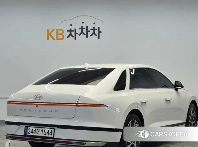 Hyundai Grandeur (GN7) id 4414371 из Кореи 12