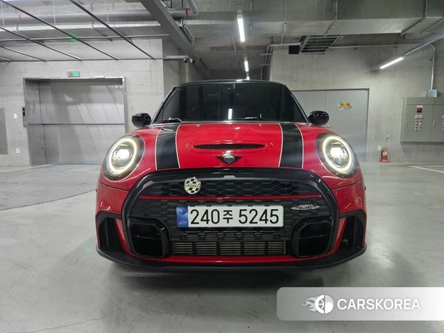 Mini Cooper S 2023 Красный из Кореи, фото 3
