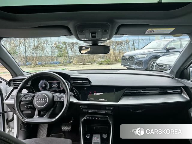 Audi A3 2024 Белый из Китая, фото 4