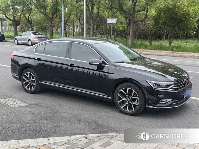Volkswagen Magotan 2022 Черный из Китая, фото 3