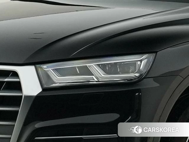 Audi Q5L id 4258226 из Китая 18