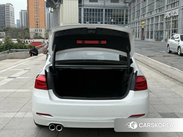 BMW 3 series id 4236276 из Китая 11