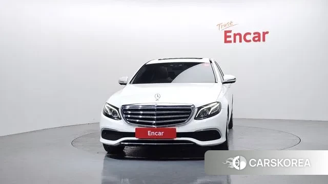 Mercedes-Benz E-Class W213 id 3713914 из Кореи 13