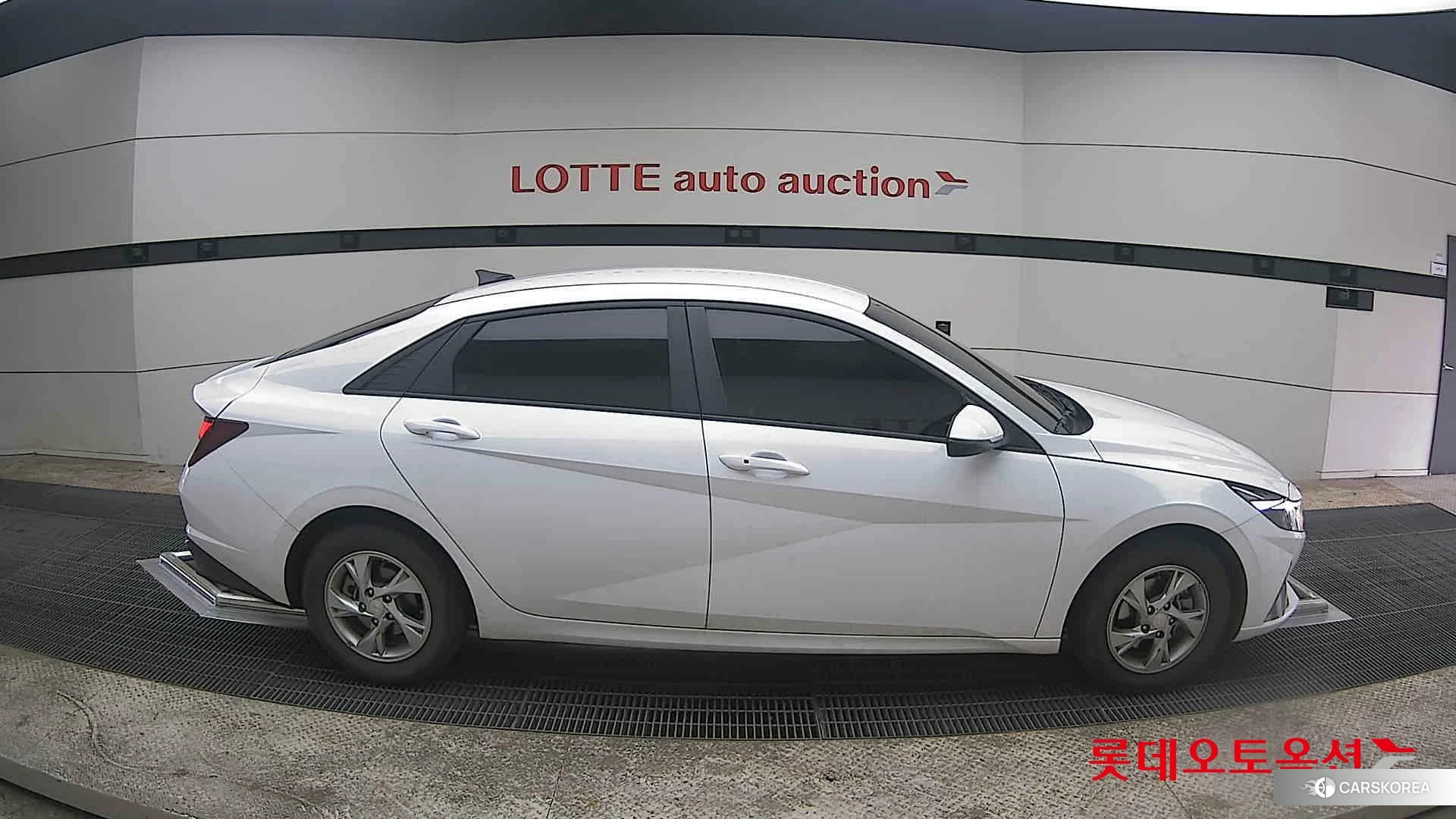 Hyundai Avante id 3869378 из Кореи 23